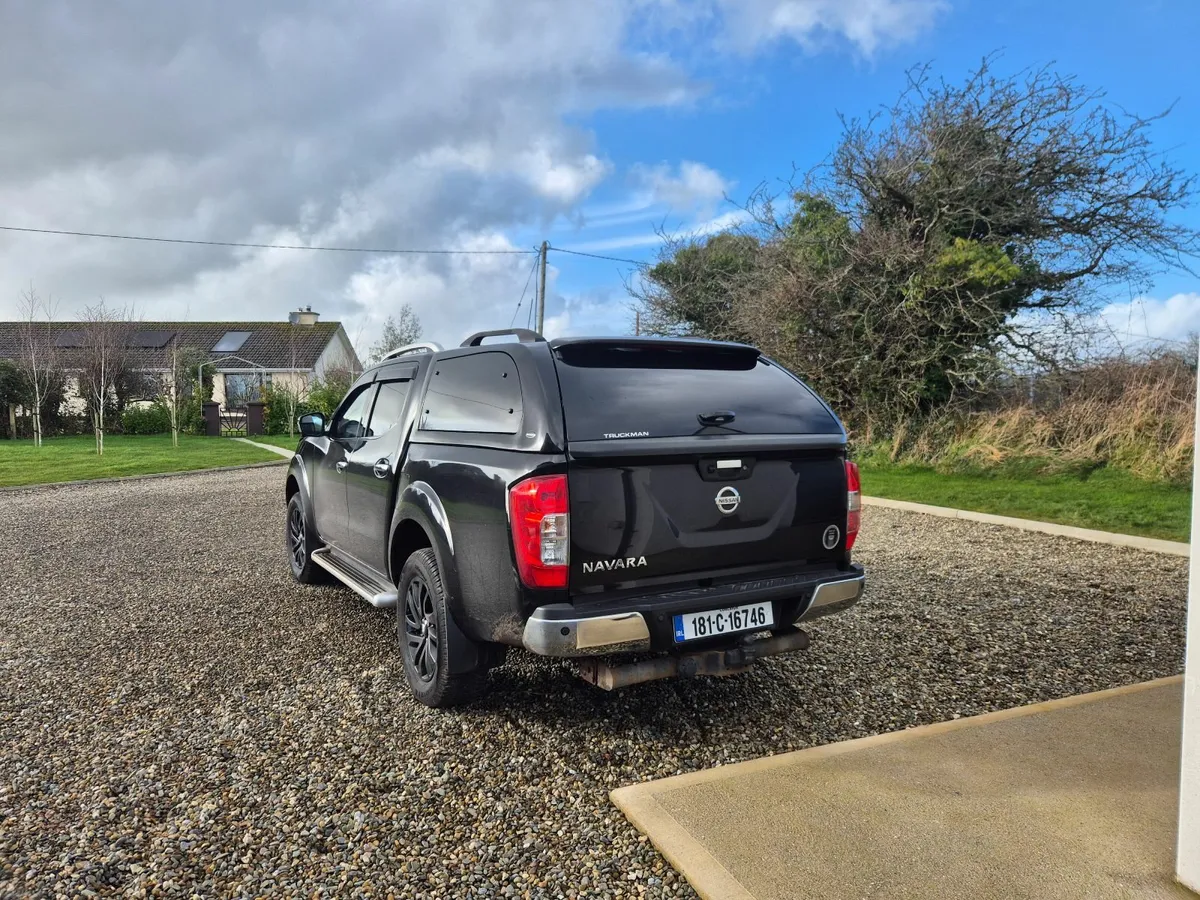 2018 Nissan Navara Tekna Auto - Image 2