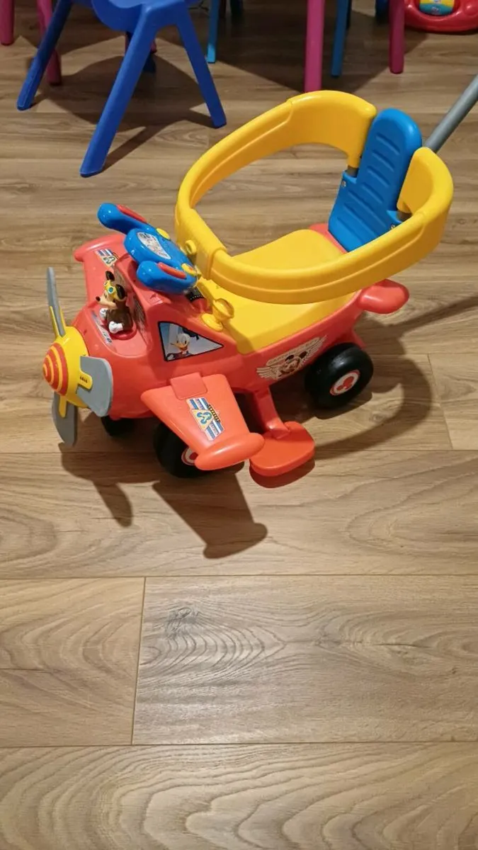 Minnie mouse aeroplane - Image 2