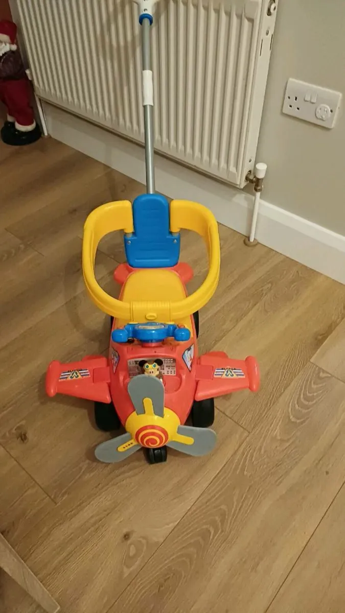 Minnie mouse aeroplane - Image 1