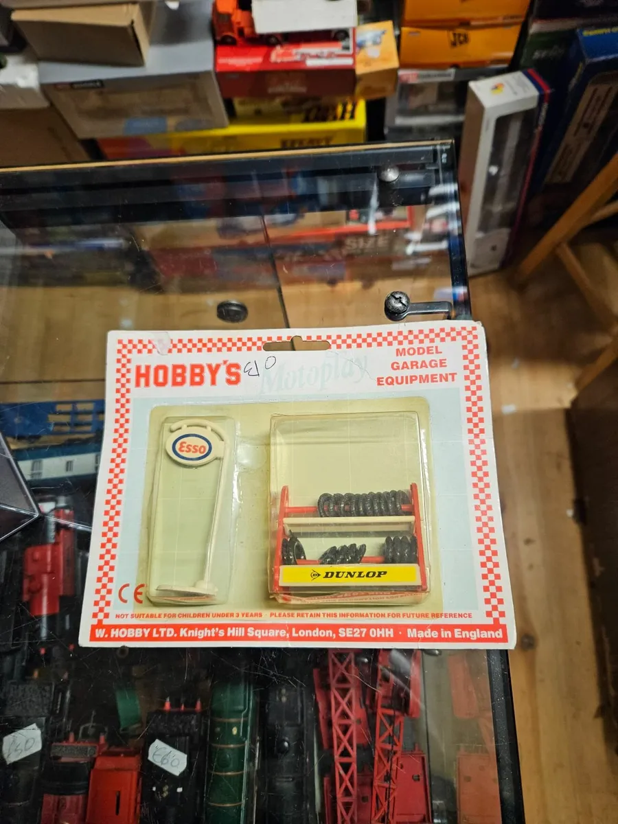 Corgi Dinky Garage Set - Image 1