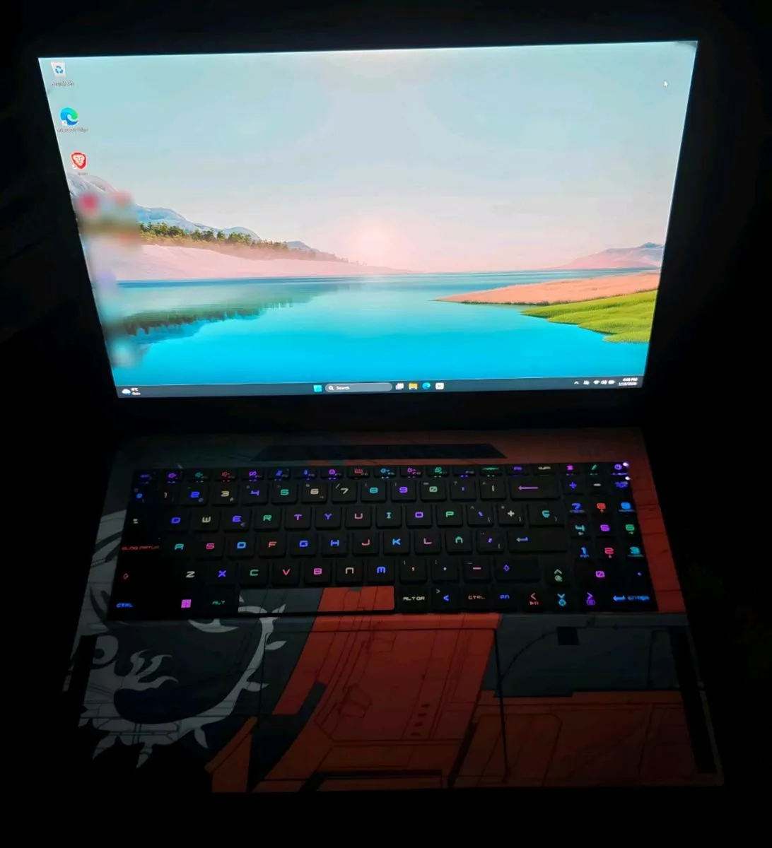 ​MSI Stealth 16 AI Studio A1V | Ultra 7 155H | RTX - Image 2