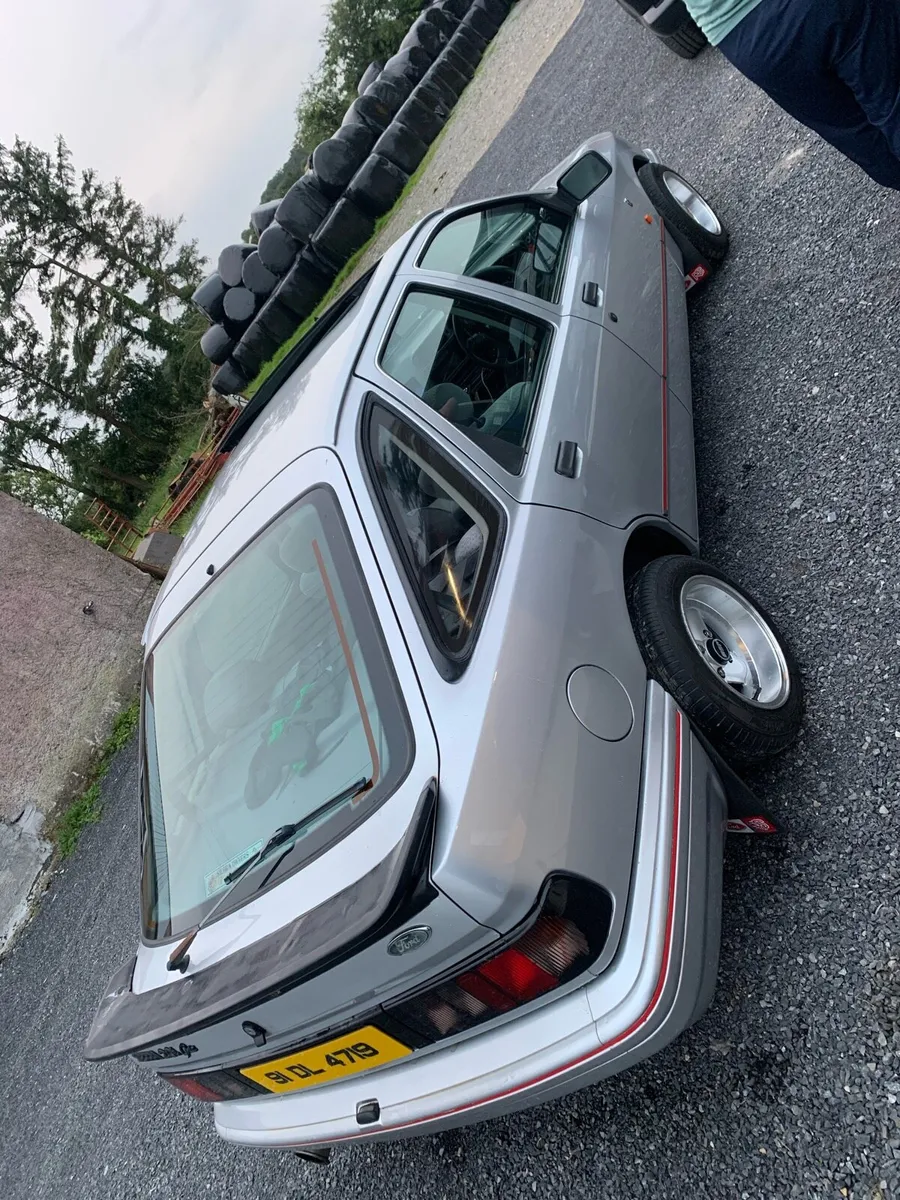 Ford sierra hatch ghia - Image 4