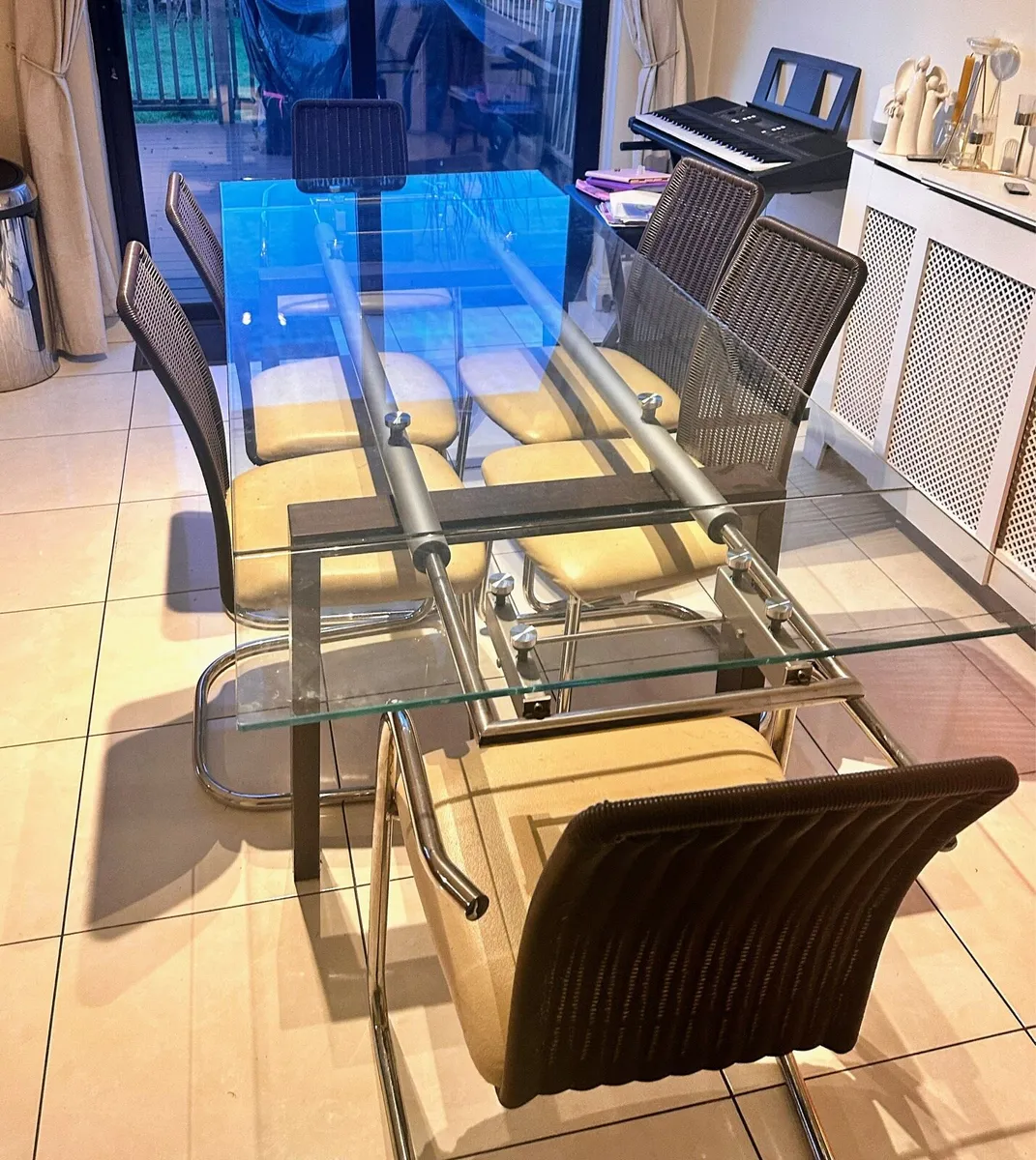 **Dining Table 6 Chairs** - Image 3