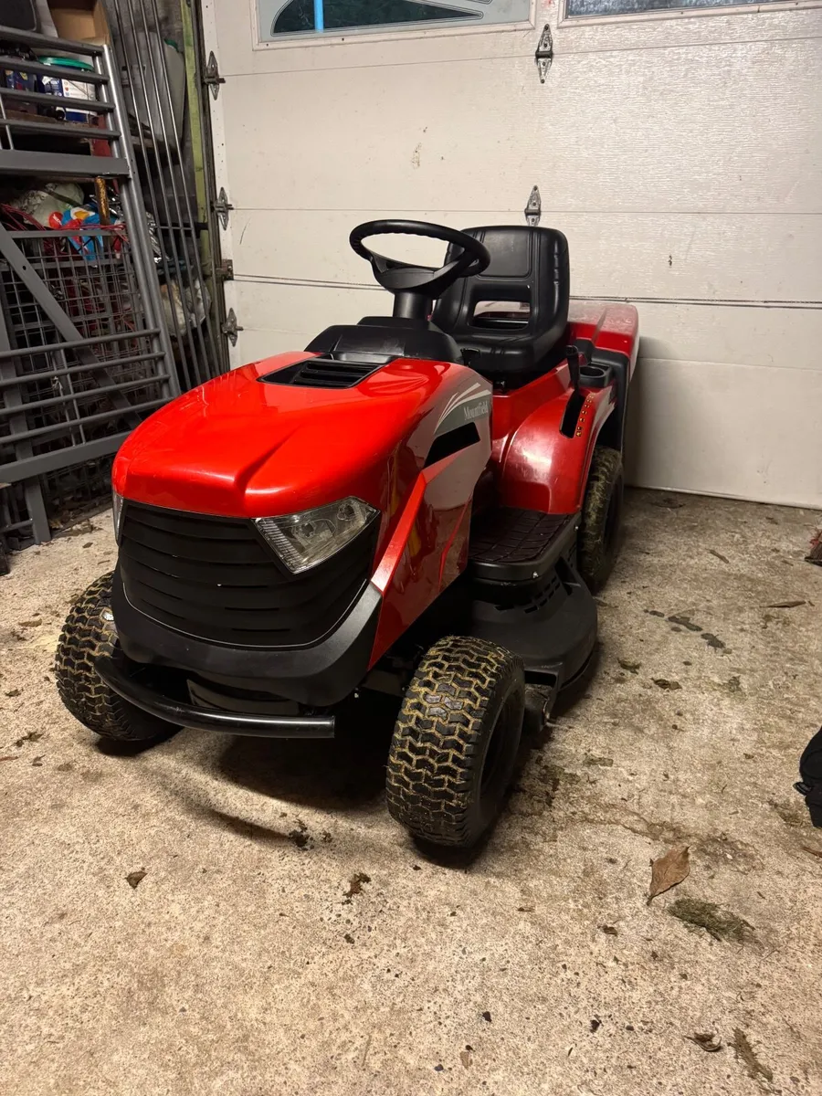 Mount field rideon mower - Image 1