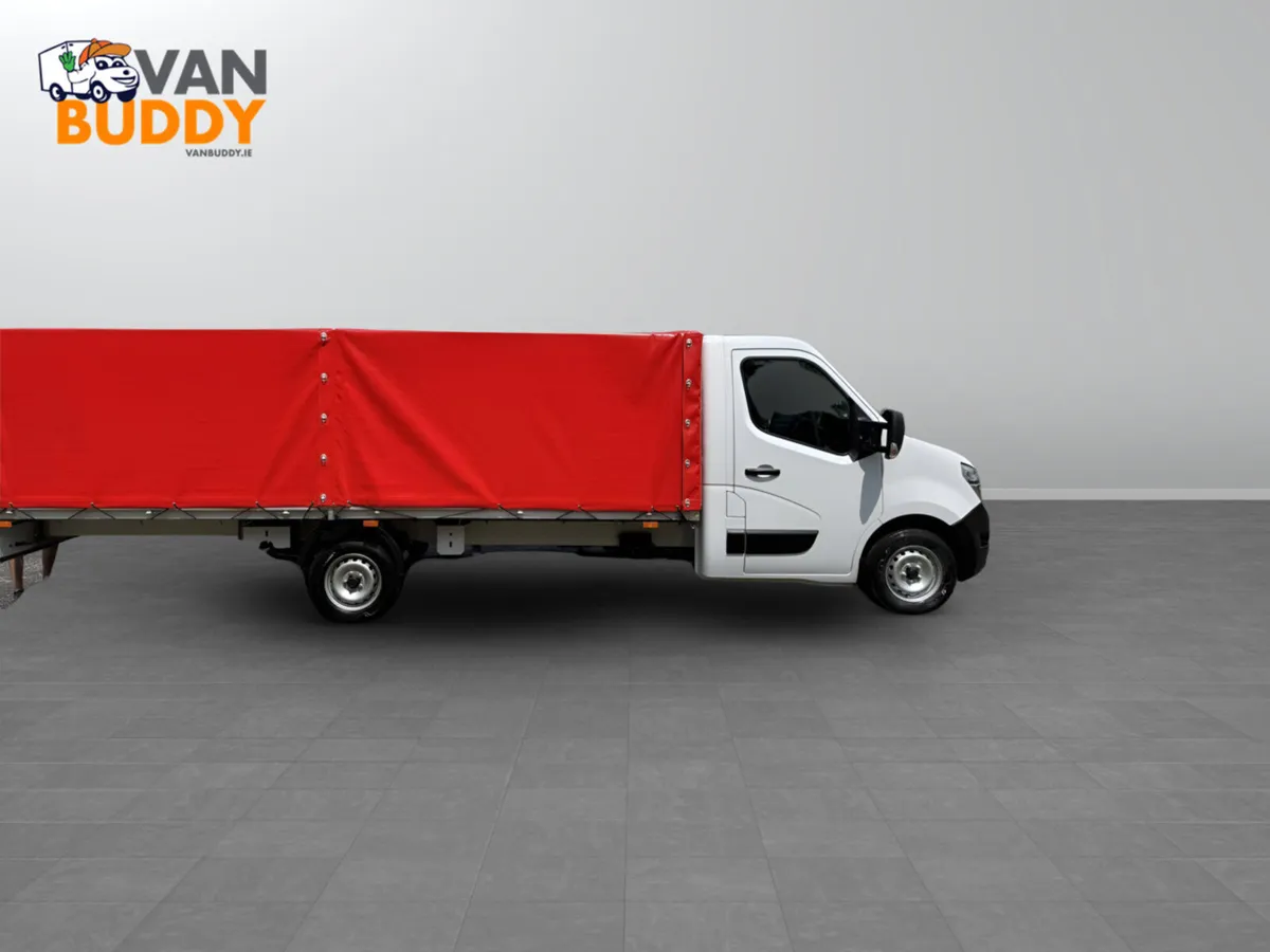 2021 Nissan NV400 CurtainSide Van - Image 4