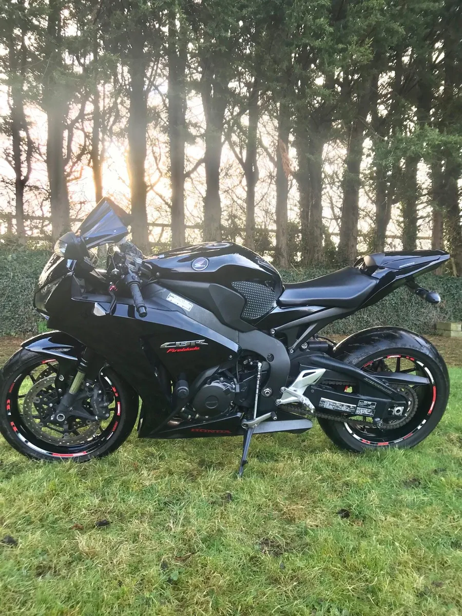Cbr 1000 - Image 2