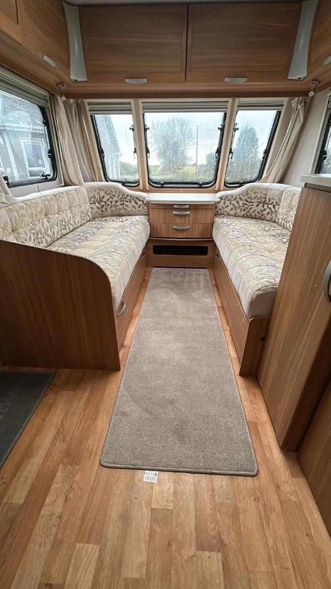 Lunar Delta Ti caravan for sale - Image 4