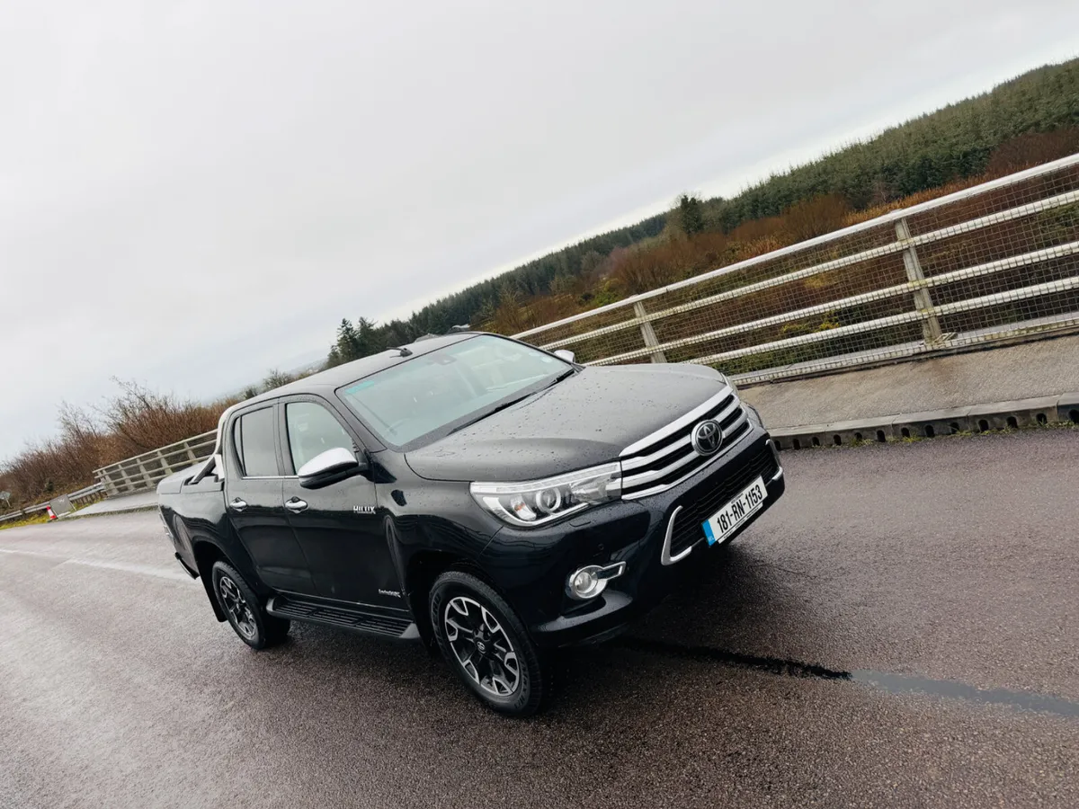 2018 Toyota Hilux - Image 2