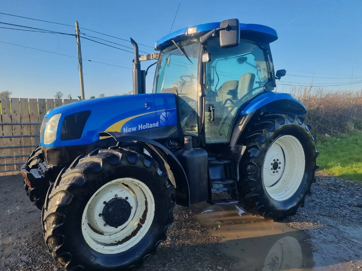 New Holland TS135a electro shift - Image 1