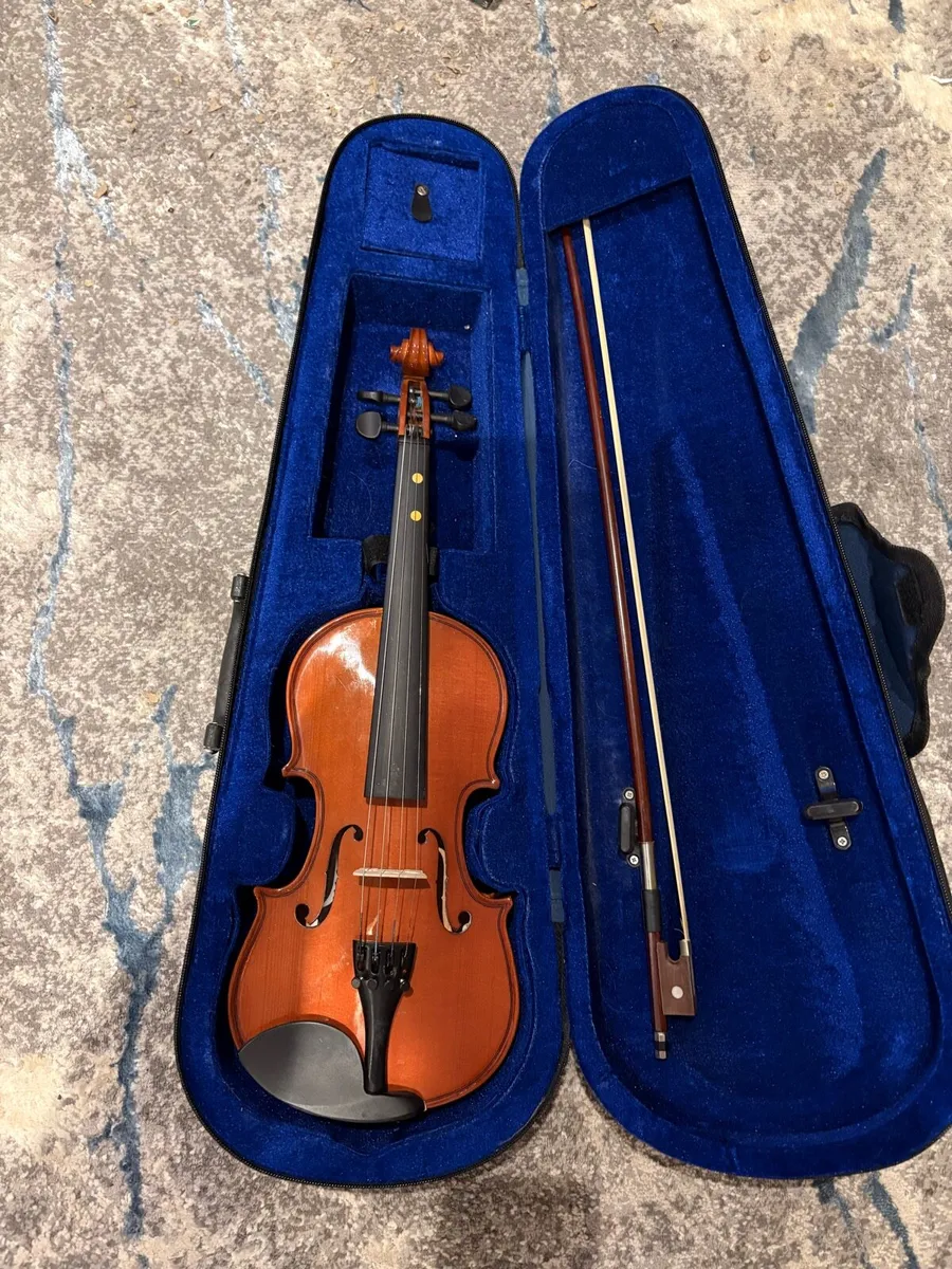 Children’s violin - Image 1