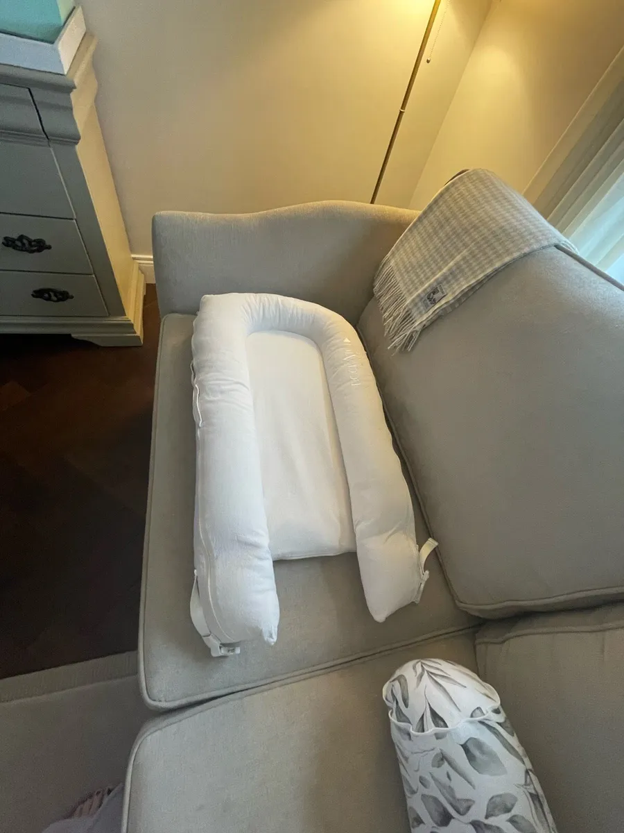 Dockatot Deluxe + - Sand Chambray - Image 4