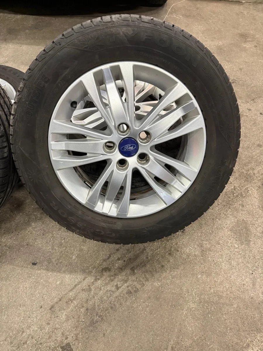 Ford S.Max/Galaxy Alloy Wheels & Tyres 215/60 R16 - Image 1