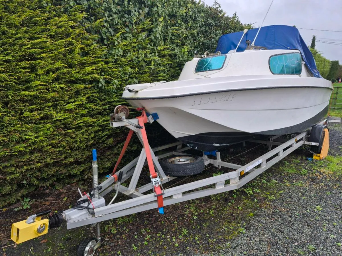 Boat. Trailer 15 hp yamaha - Image 3