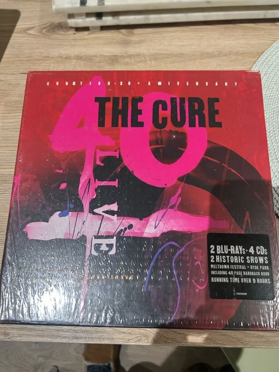 The cure six CD set - Image 1