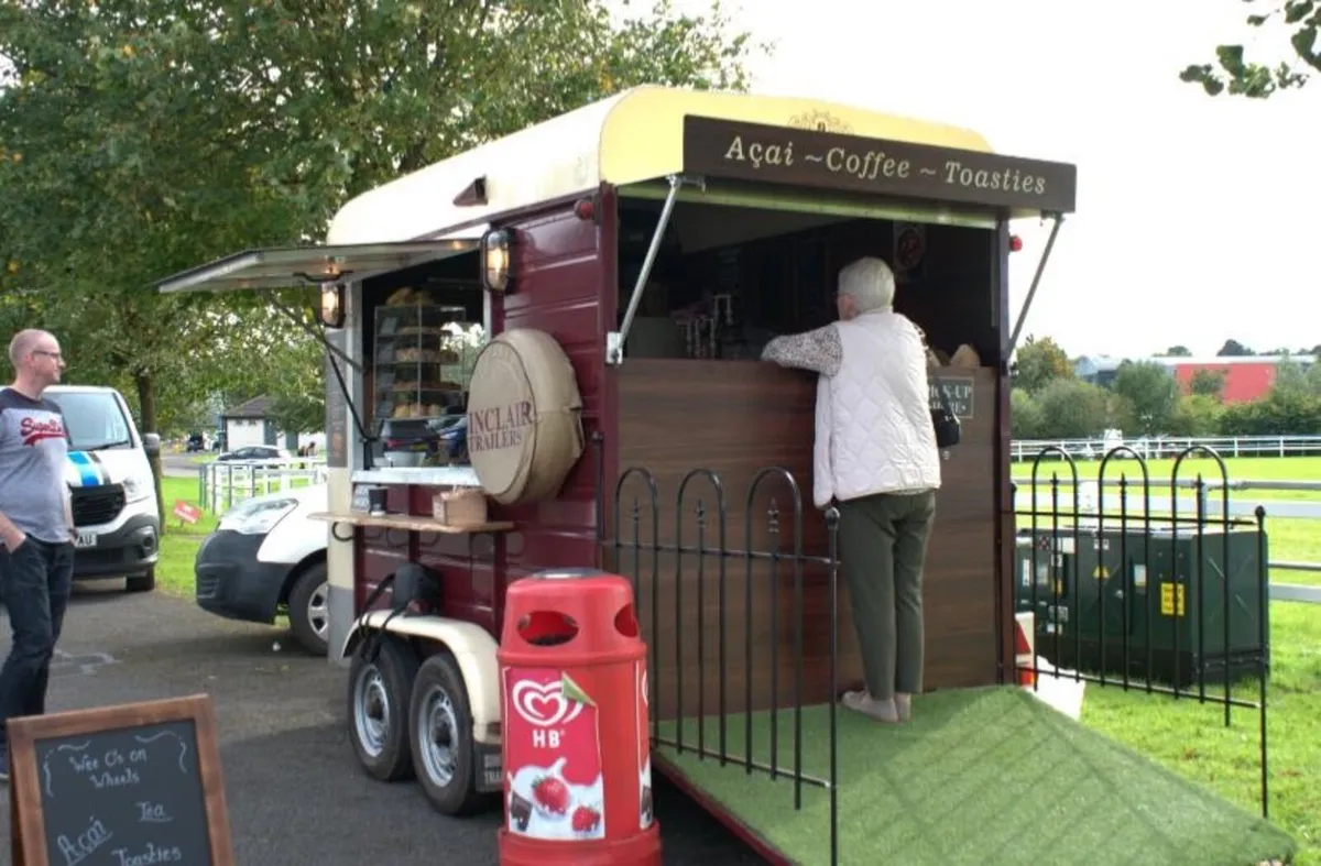 Coffee/Catering unique Horse box - Image 3
