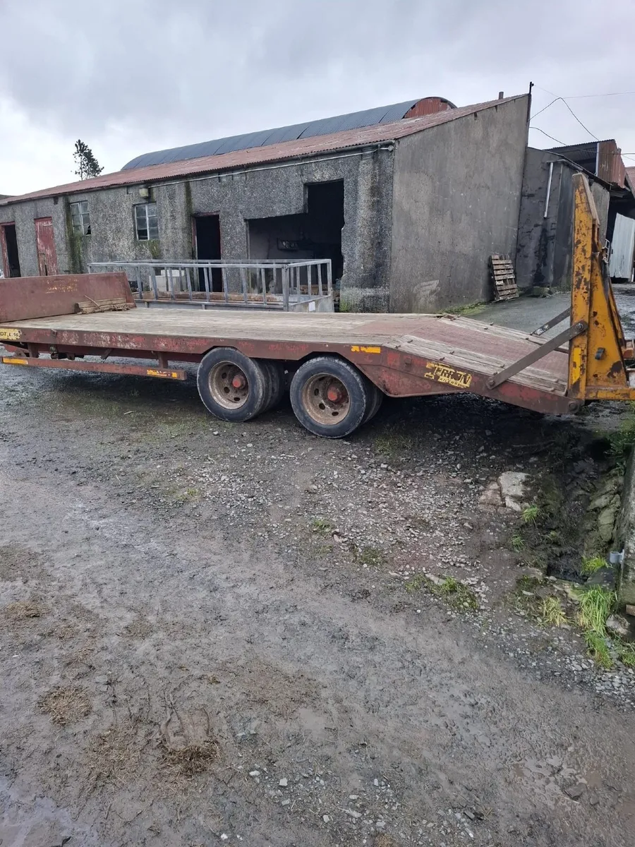 Low loader - Image 1