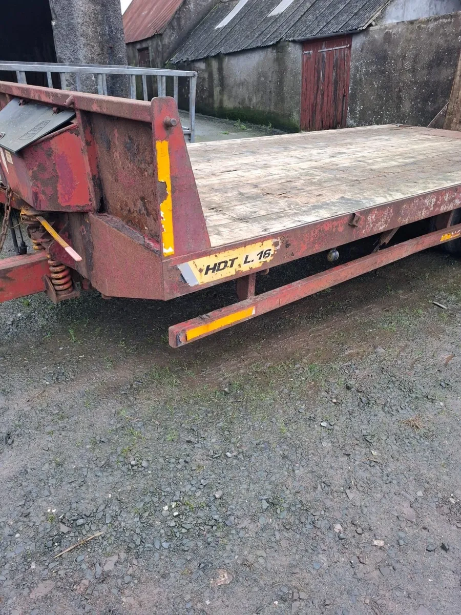 Low loader - Image 3