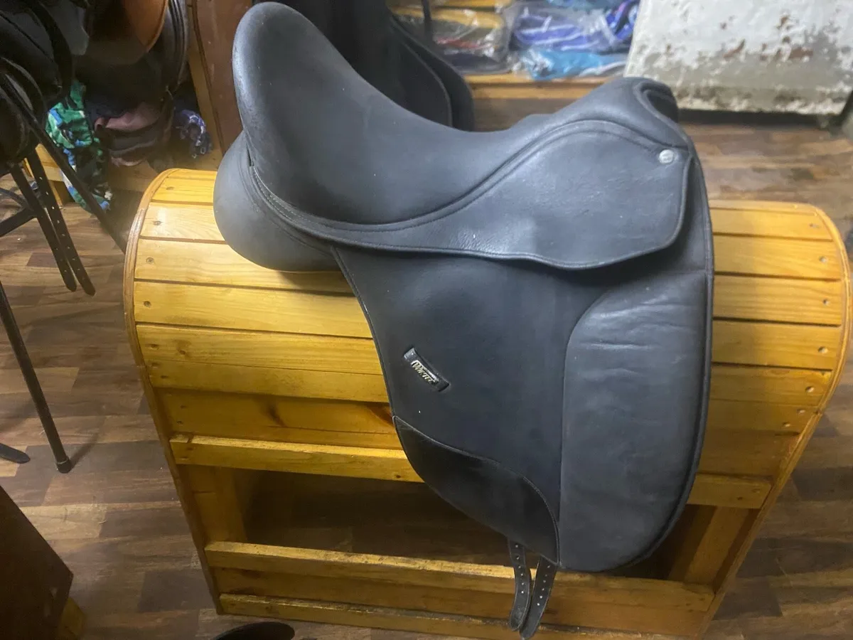 17” Wintec Isabel werth Dressage saddle - Image 1