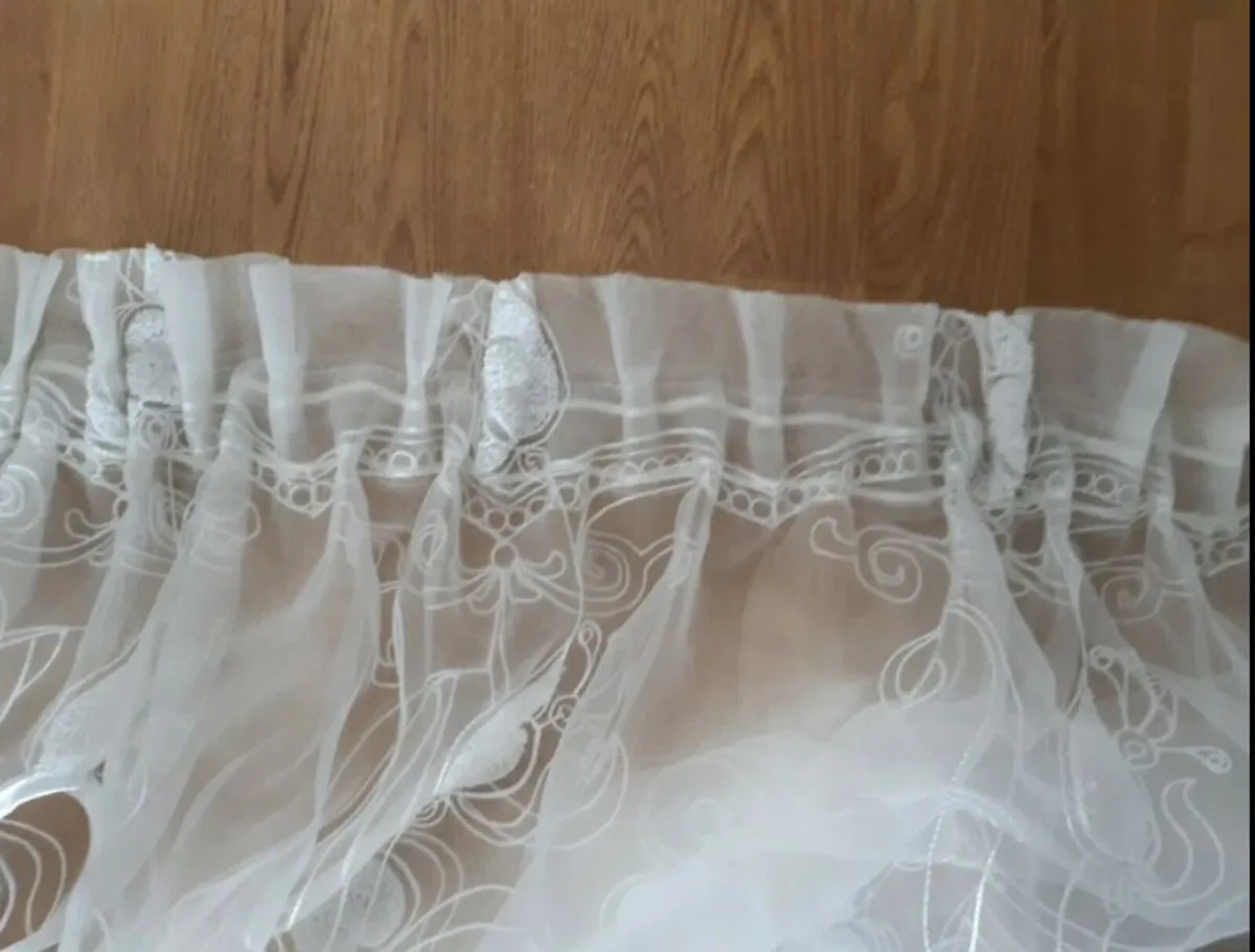 Net curtains - Image 4