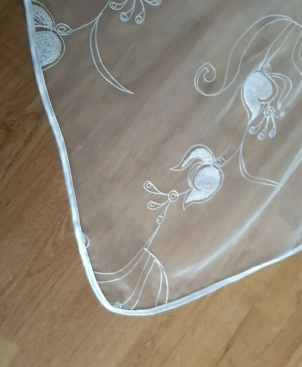 Net curtains - Image 3