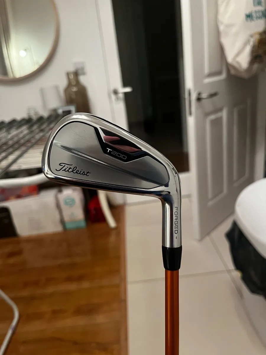 Titleist T200 3 Iron - Upgraded Shaft - Image 1