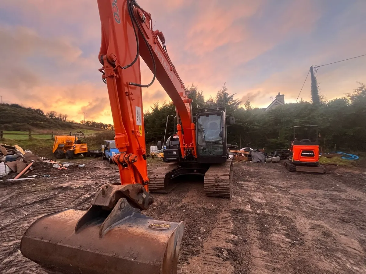 Hitachi 130-6 - Image 4