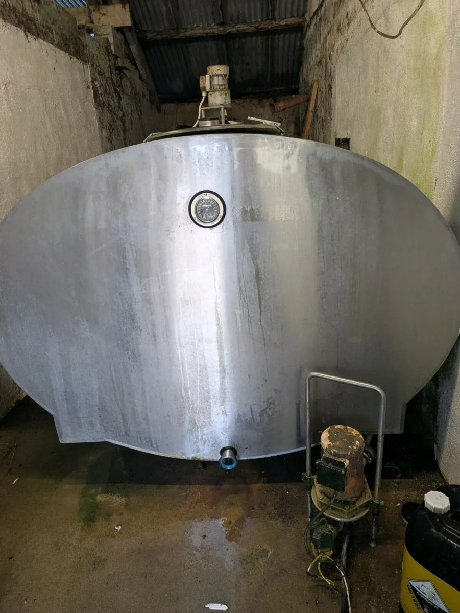 Bulk tanks - Image 1