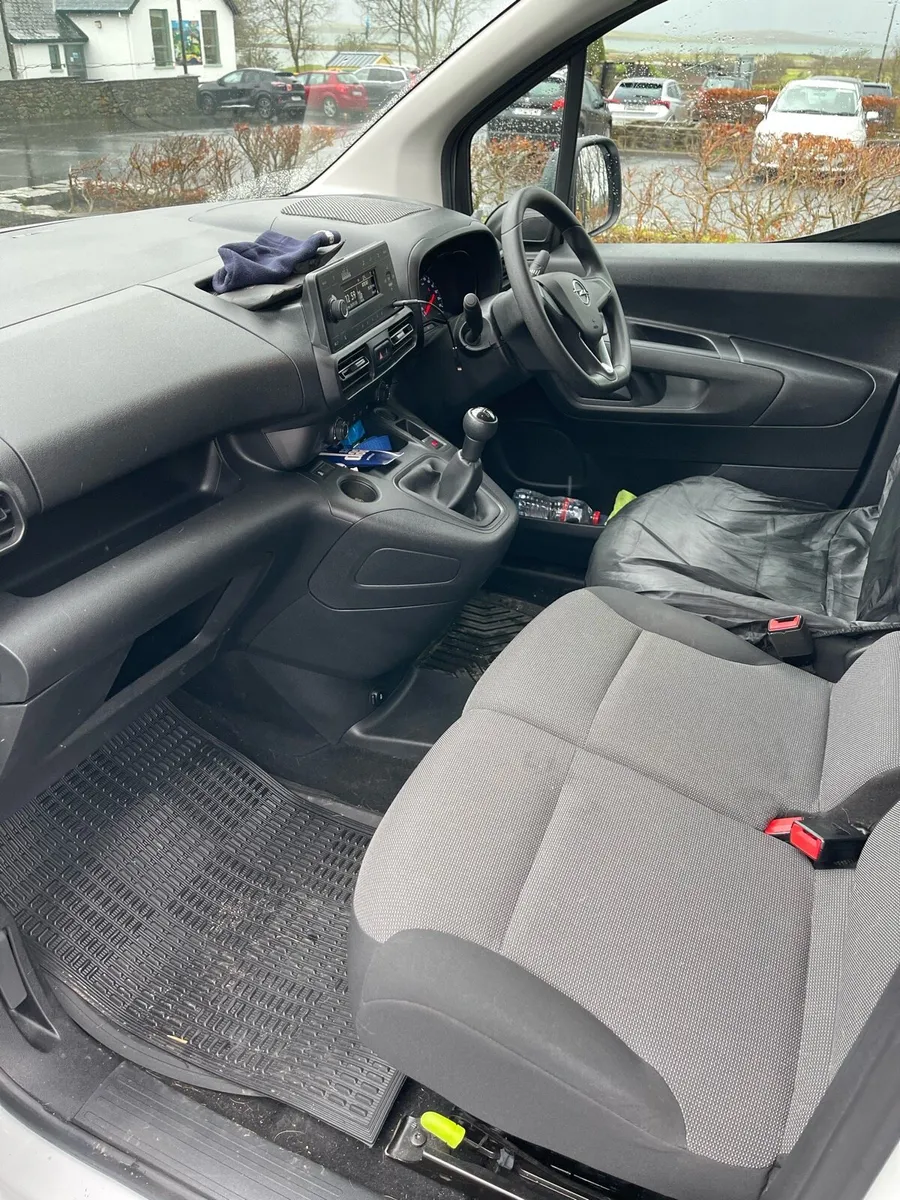 Opel combo - Image 4
