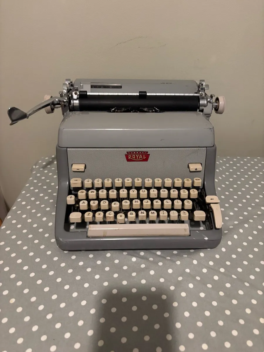 Typewriter - Image 2
