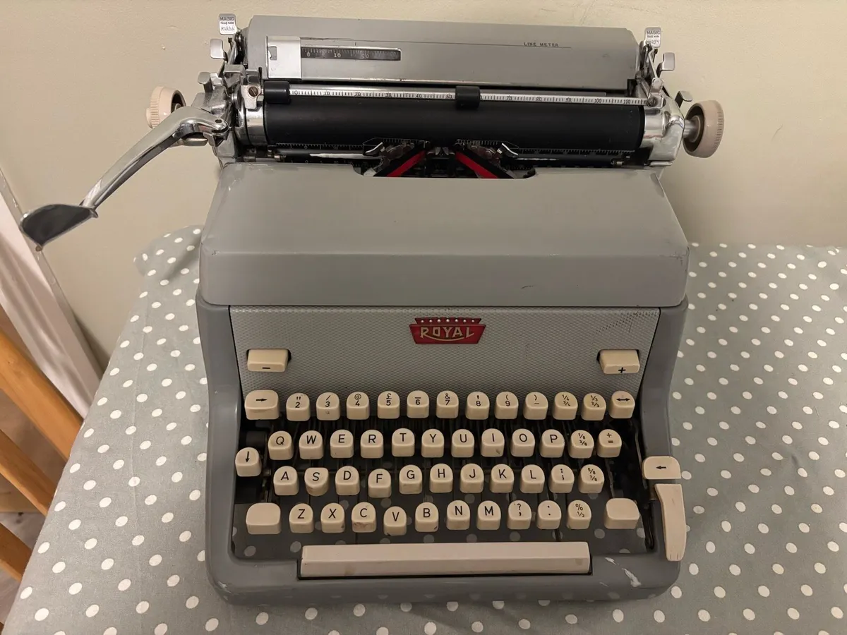 Typewriter - Image 1