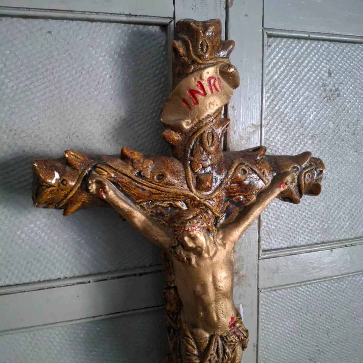 Large Ceramic Folk Art Crucifix - Image 3