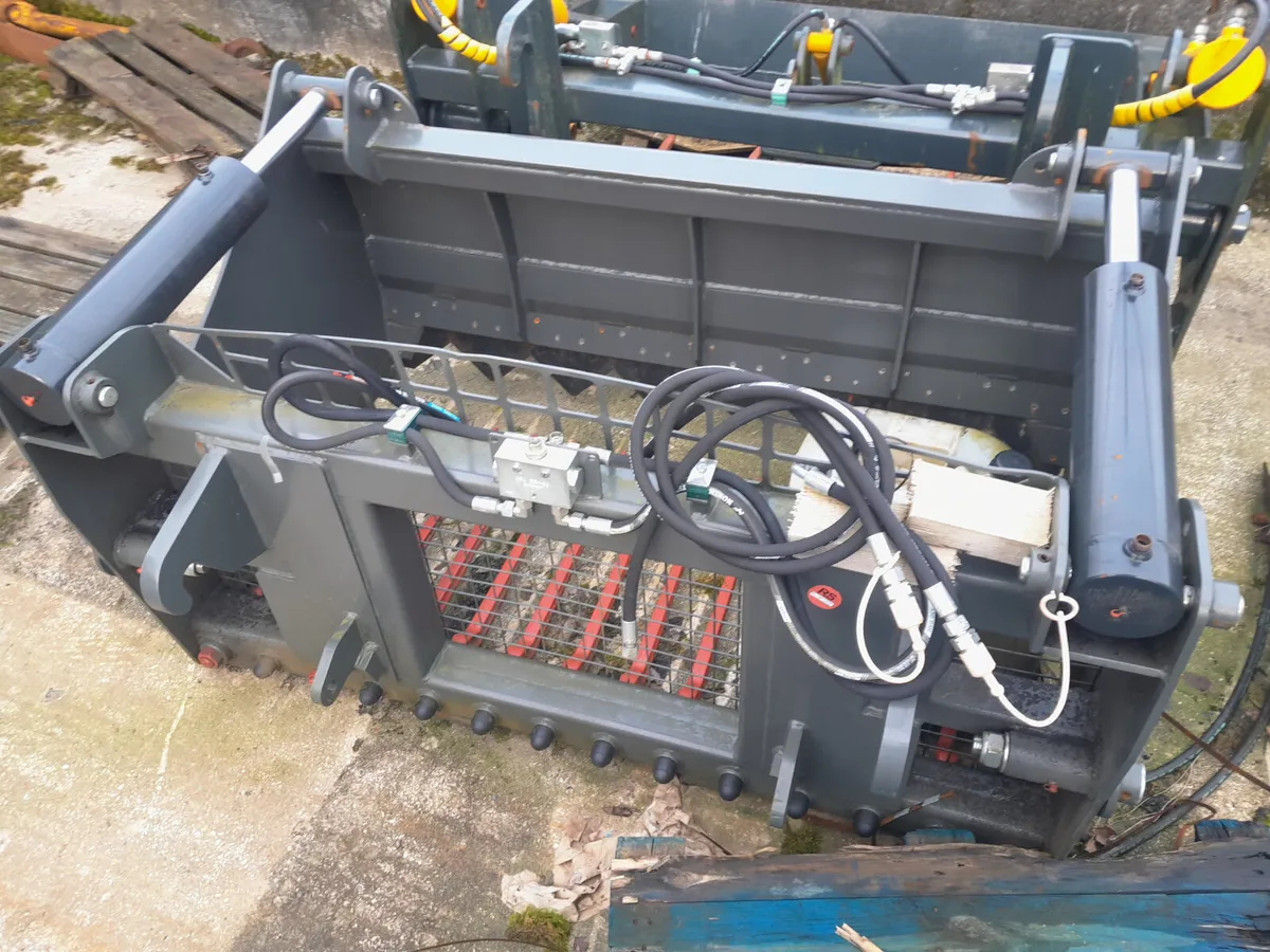 Silage Shear Grab 5' (18065) - Image 2