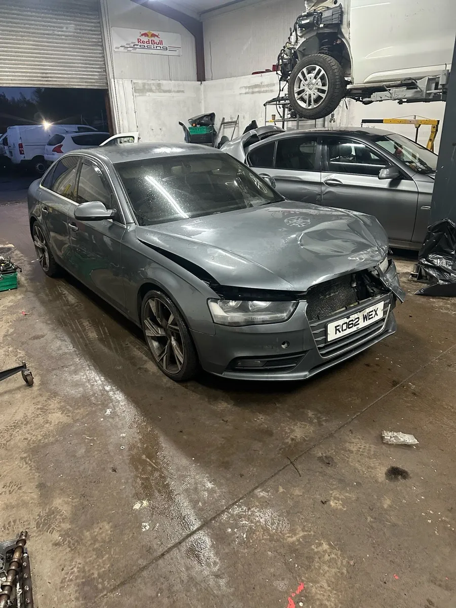 2013 Audi a4 for breaking only 2.0 tdi - Image 2