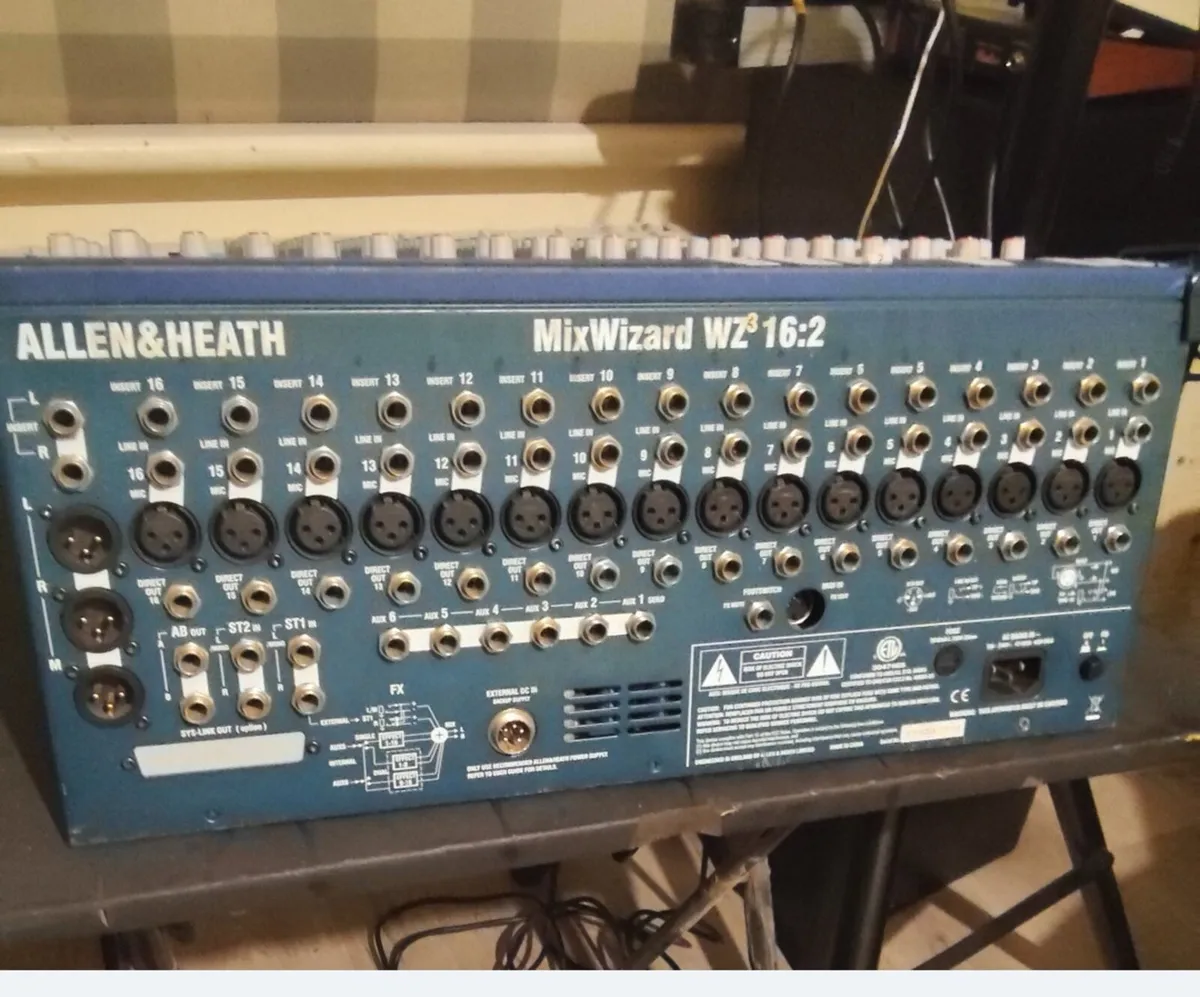 Allen and heath mixing desk - Image 2