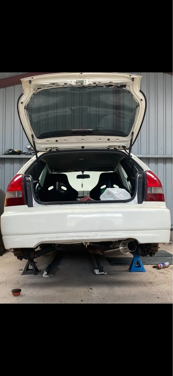 Civic type r EK9 breaking - Image 3