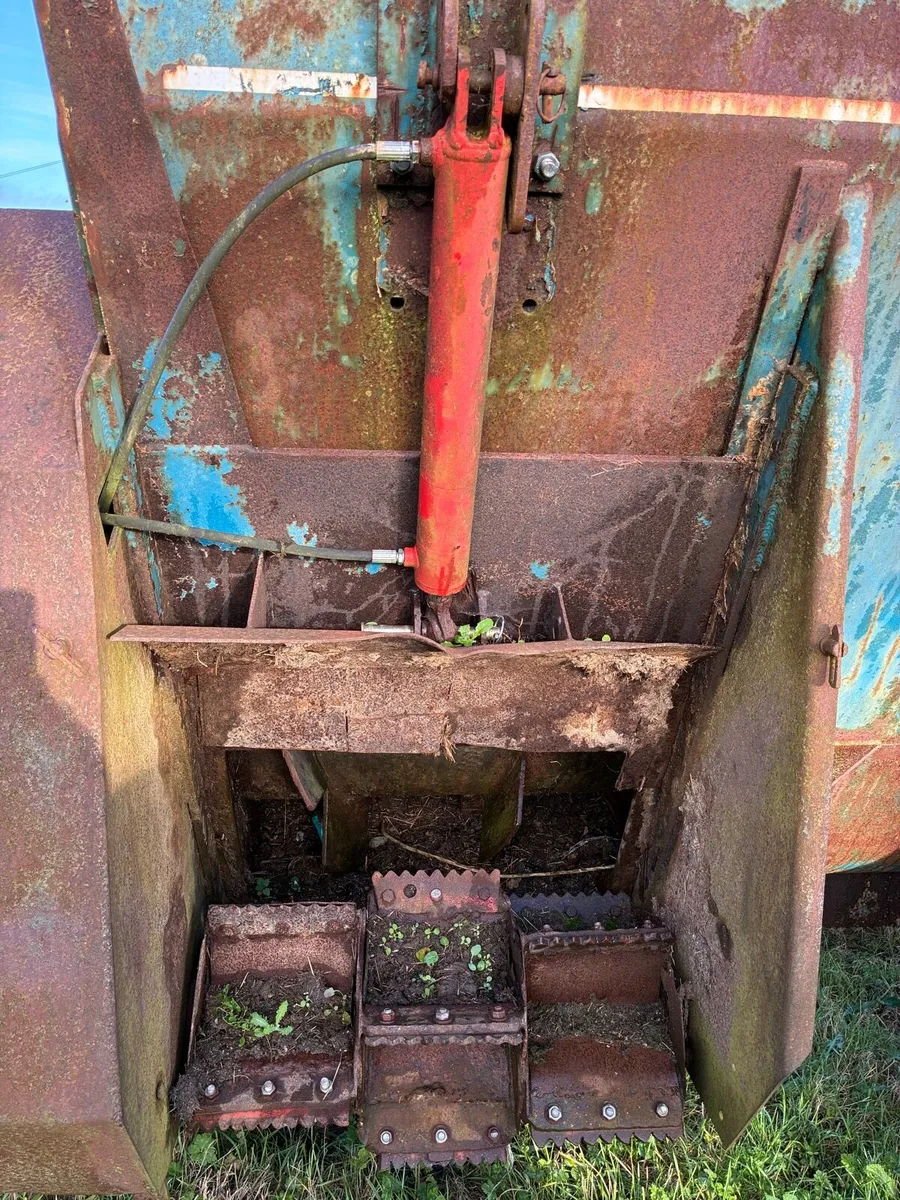 Muck spreader - Image 3