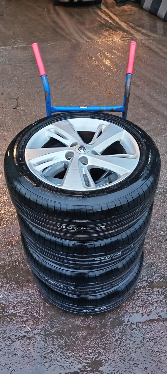 Renault Megane,Fluence,Renault Scenic Alloys - Image 1