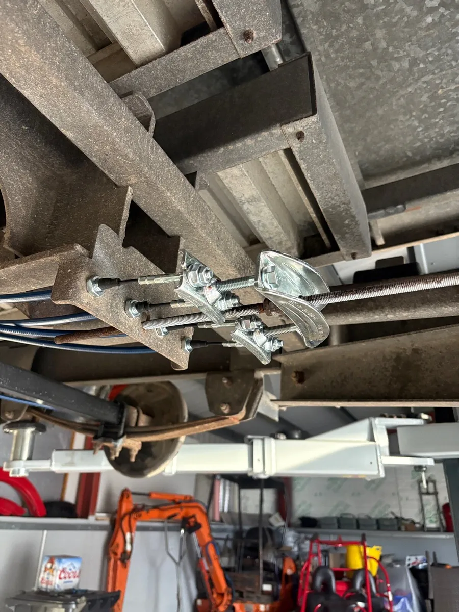 Trailer service & repairs - Image 2