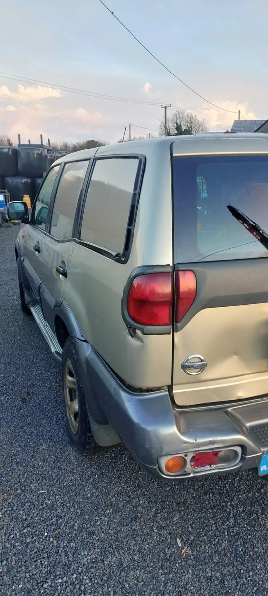 NISSAN TERRANO - Image 3