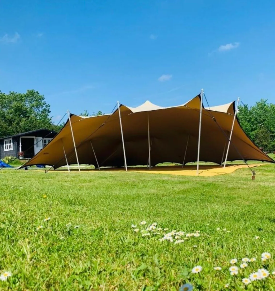 10m x 7.5m stretch tent - Image 1