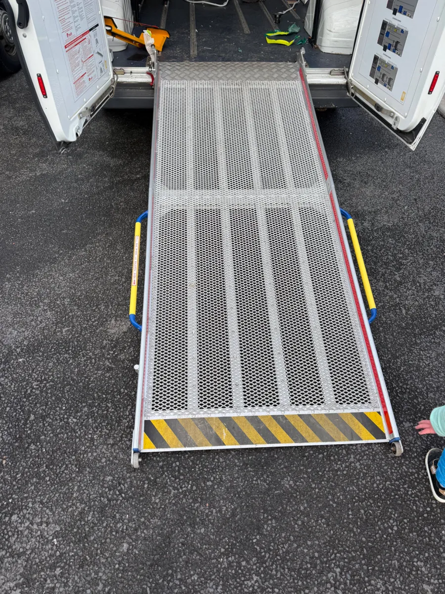 Mini bus seats and wheelchair ramps - Image 1