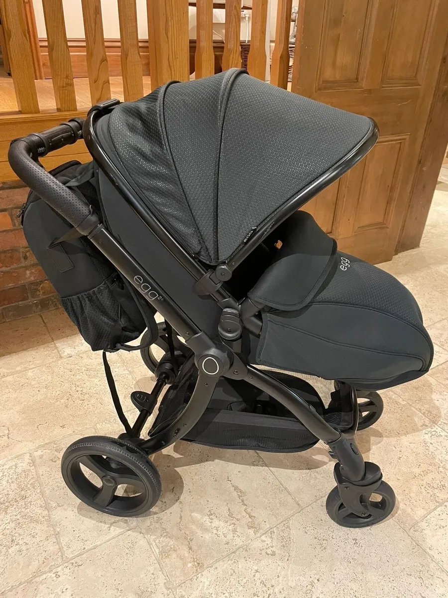 EGG 2 Buggy and Bassinet with extras - Image 1