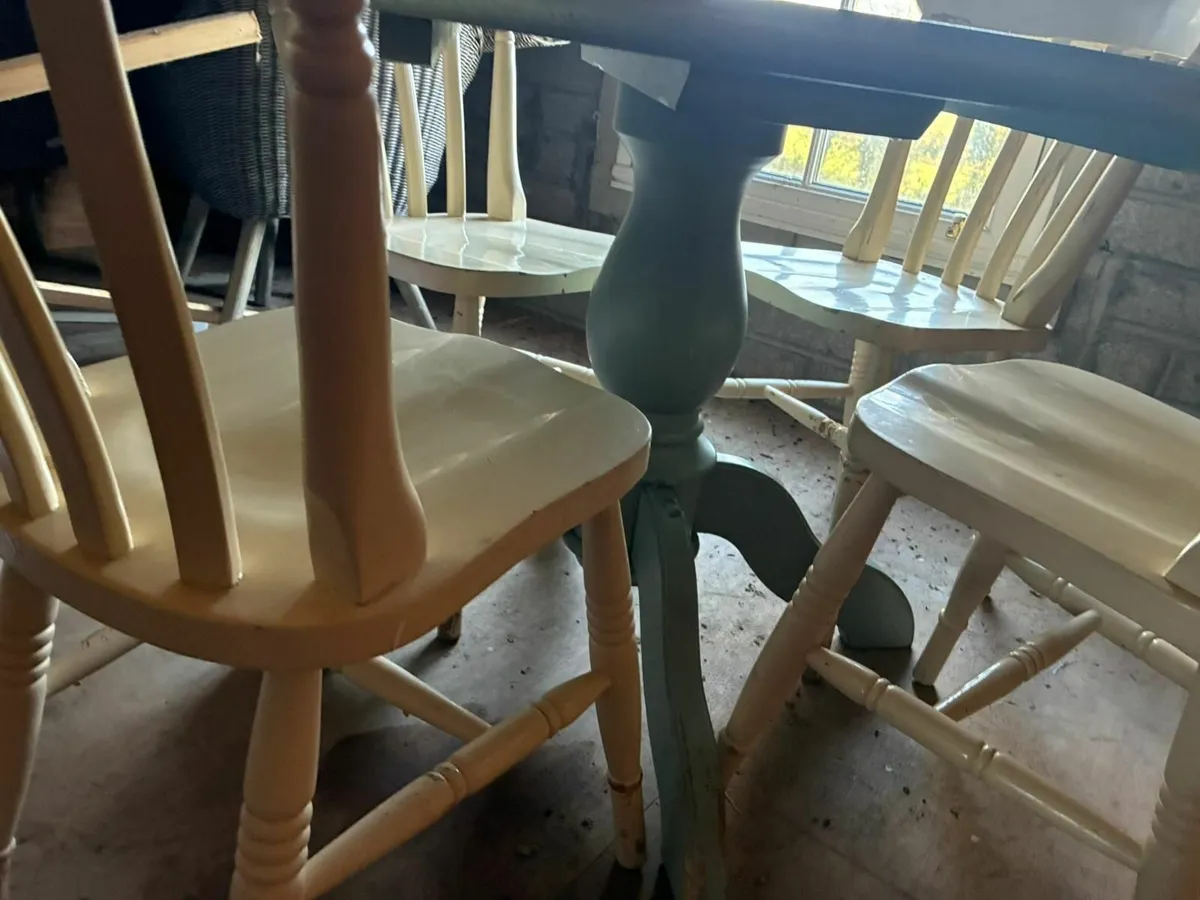 Round Table Four Chairs - Image 1