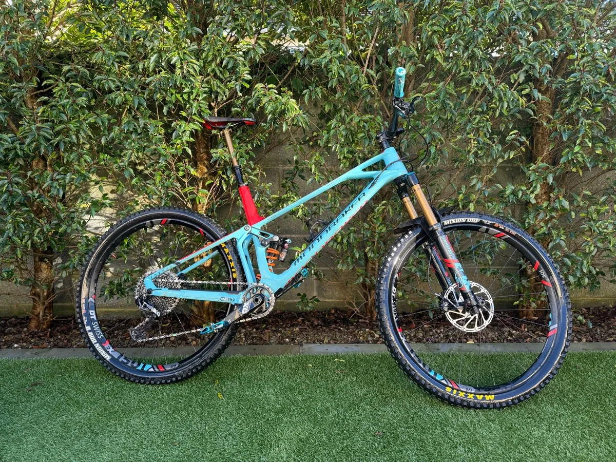 Mondraker Foxy carbon XR enduro bike - Image 1