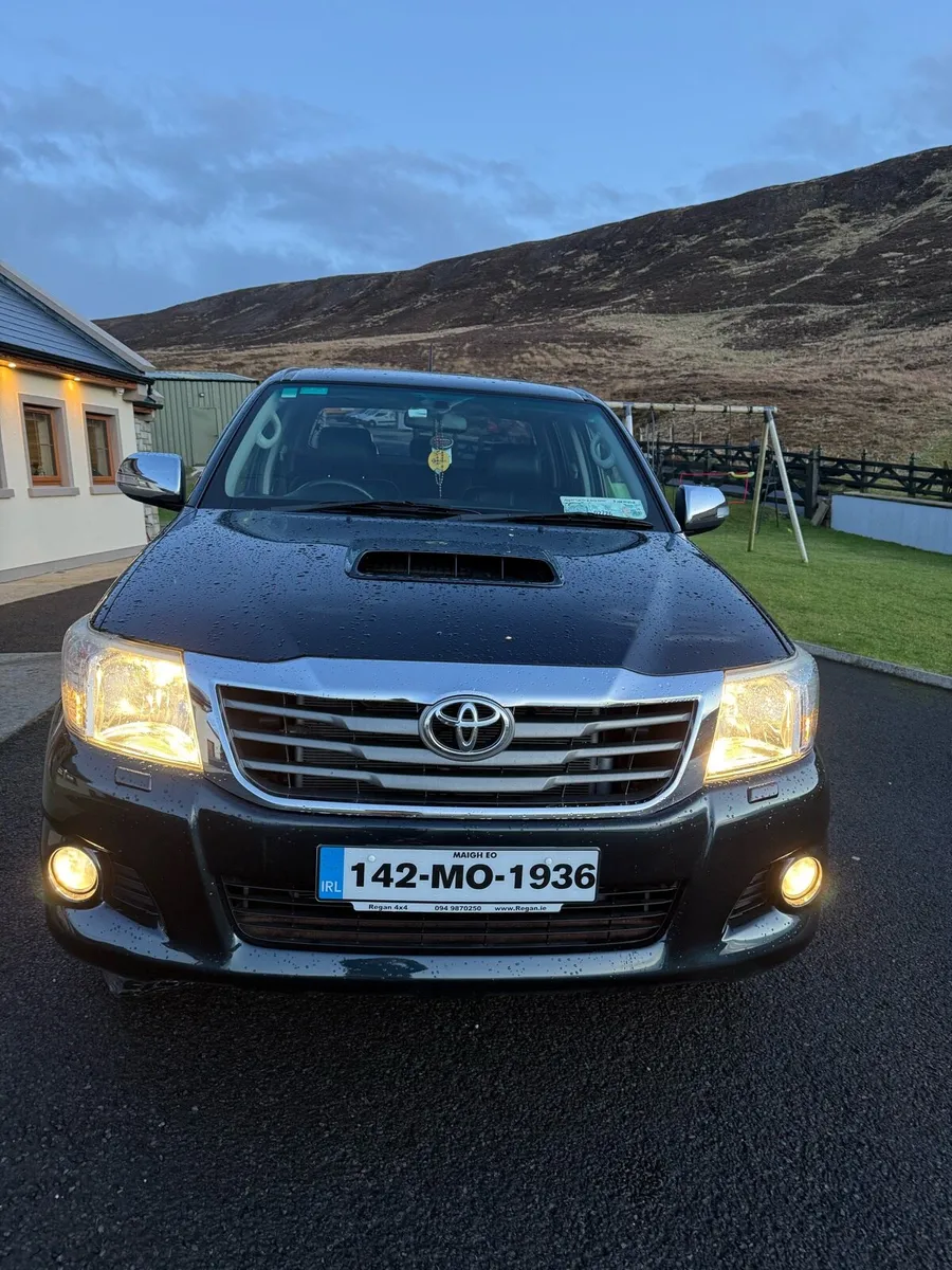 Hilux invincible - Image 3