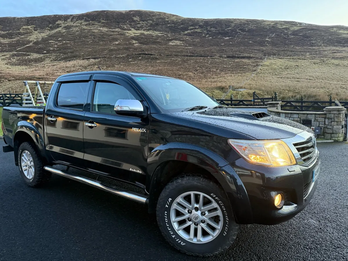 Hilux invincible - Image 4