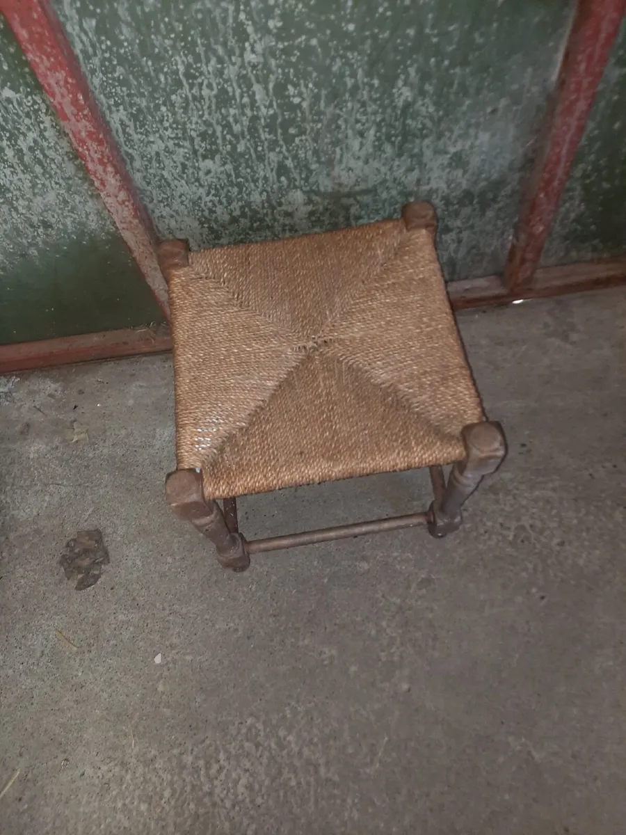 Vintage stool - Image 1