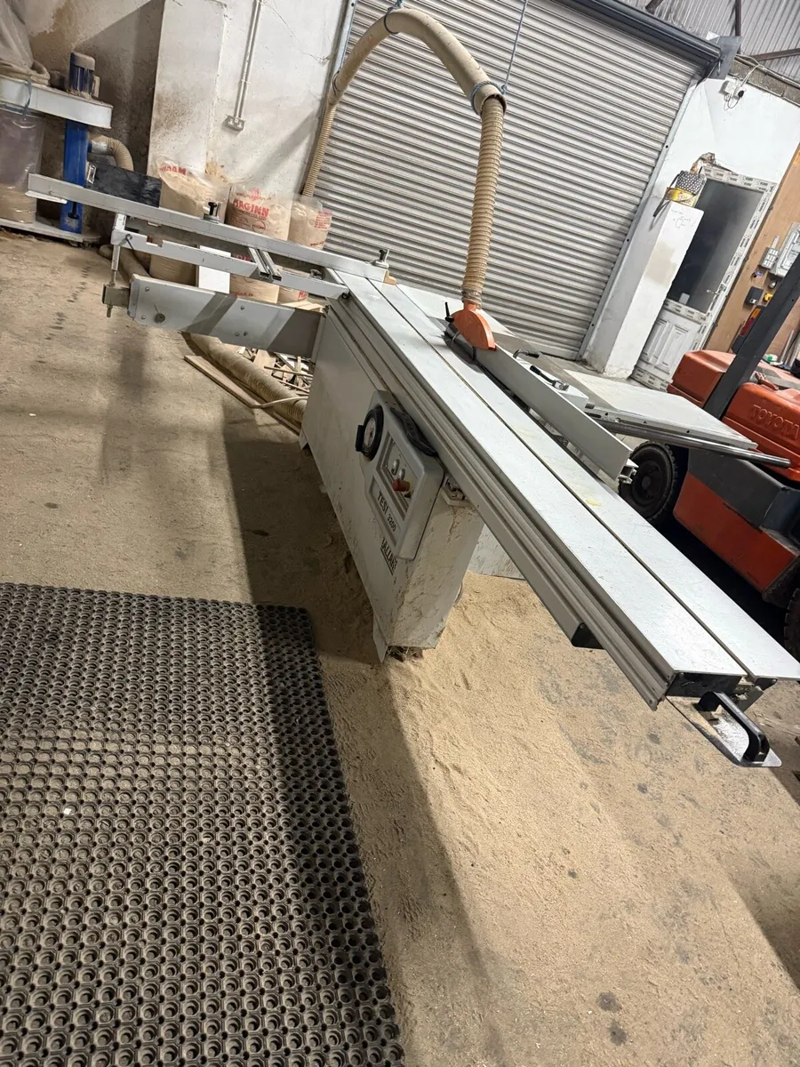 Lazzari tessi 3200 panel saw - Image 1