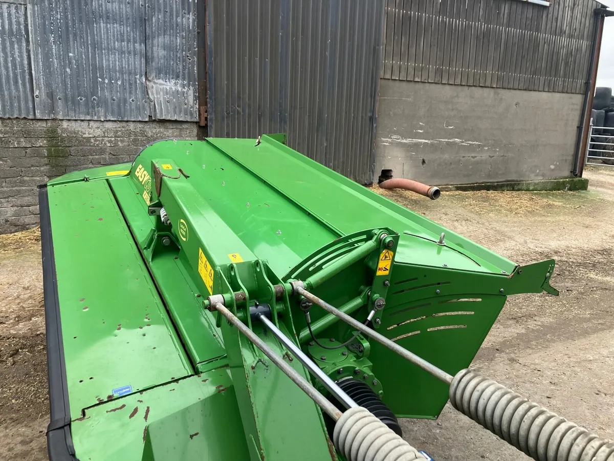 Krone 320 side mount mower - Image 3