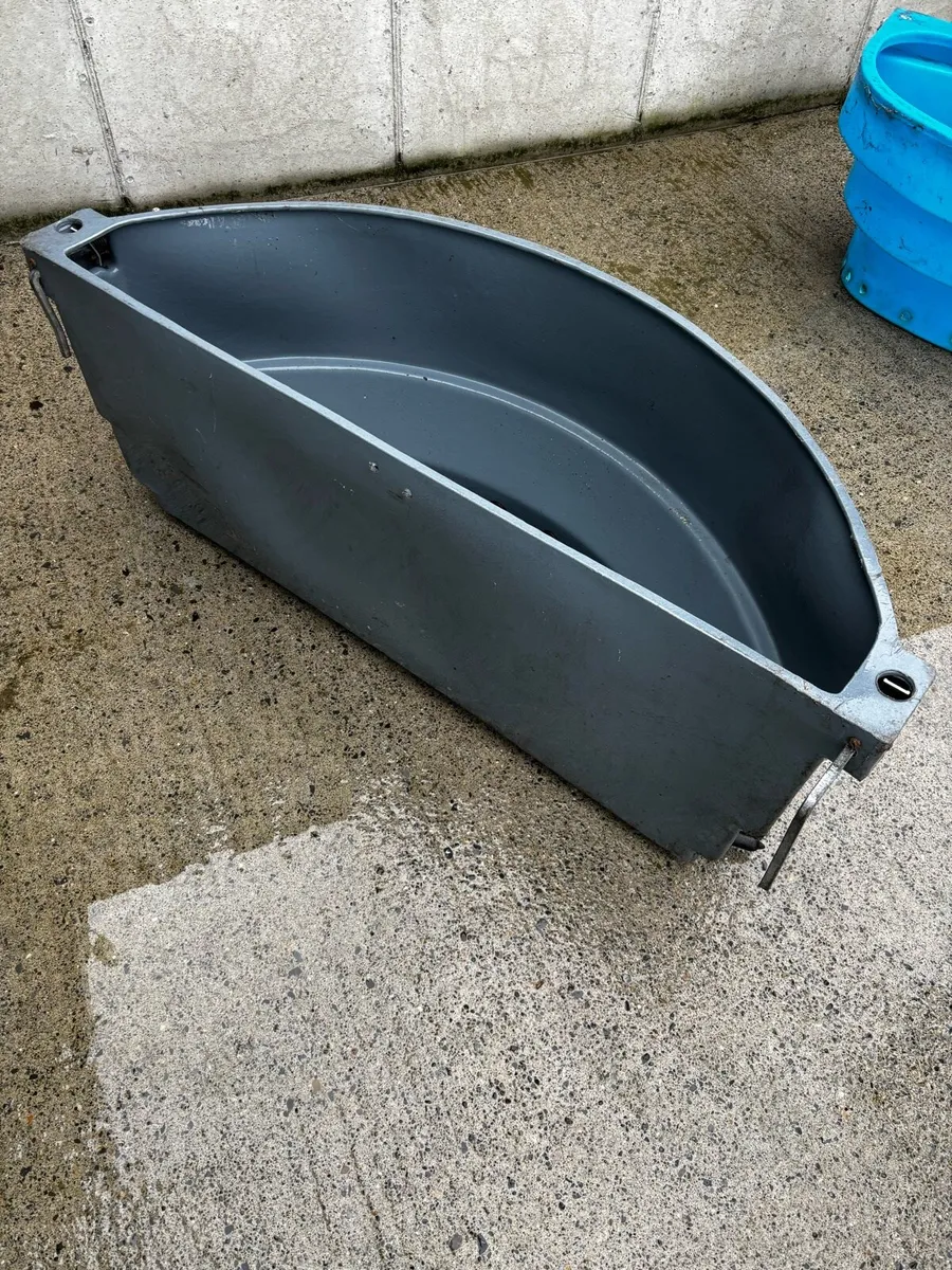 2 - 12 teat milk feeder’s - Image 3